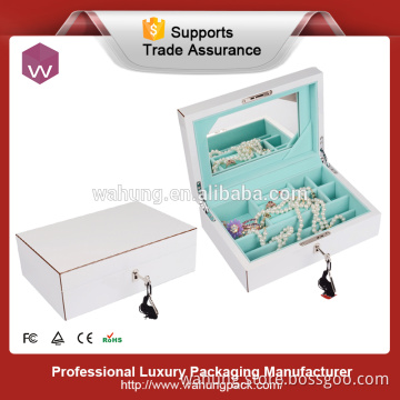 Luxury Wooden Jewellery Gift Box Color White with Brown Edge